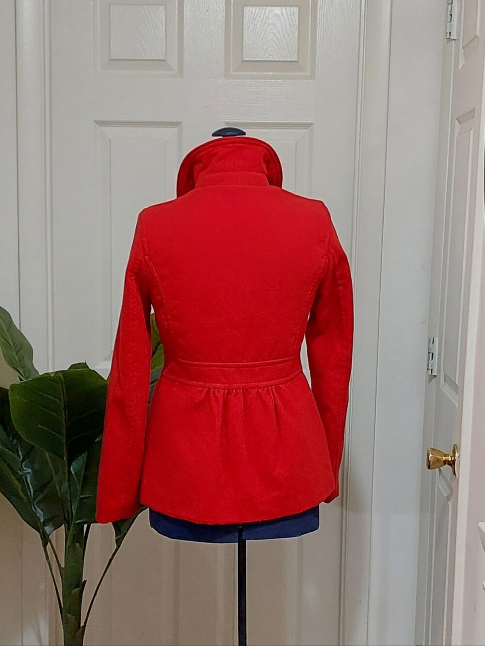 Y2K H&M Divided Red Double-Breasted Pea Coat with Peter Pan Collar Size 6 - Picture 2 of 10